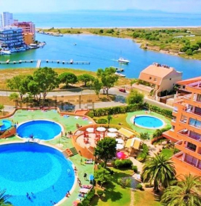 APPT Piscines tennis plage parking